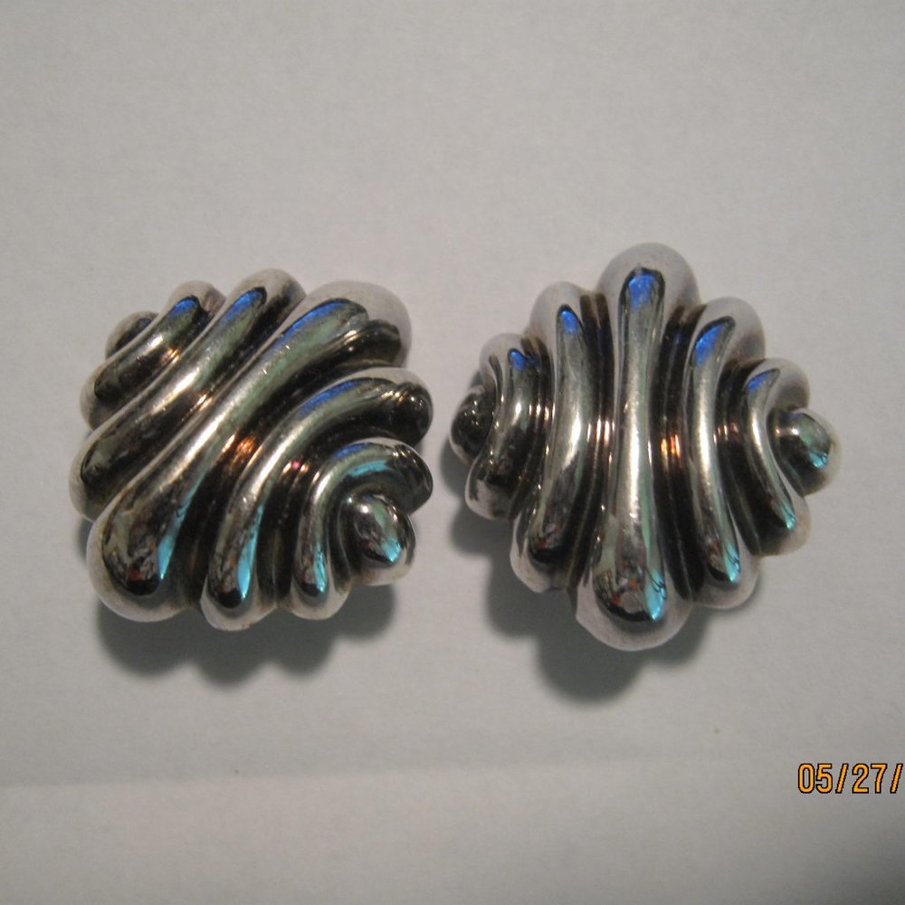Clip On Silver earnings